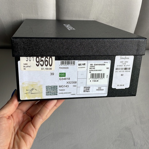 Chanel logo sandals - Picture 7 of 12